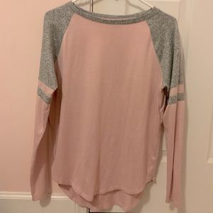 So Junior’s Light Pink & Gray Warm Long Sleeve Tee
